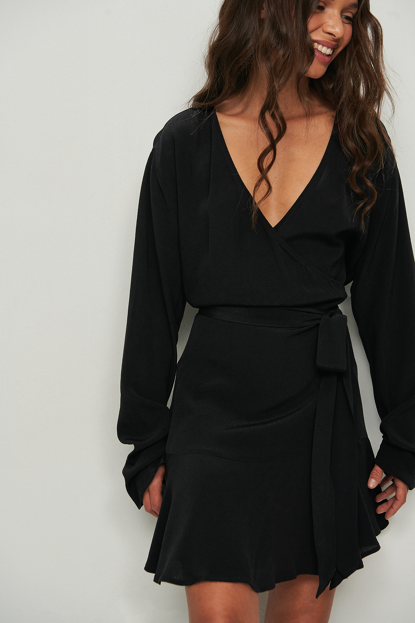 Wrap Mini Long Sleeve Dress Black | na-kd.com